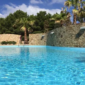 Elegance Ed A Porto Pino